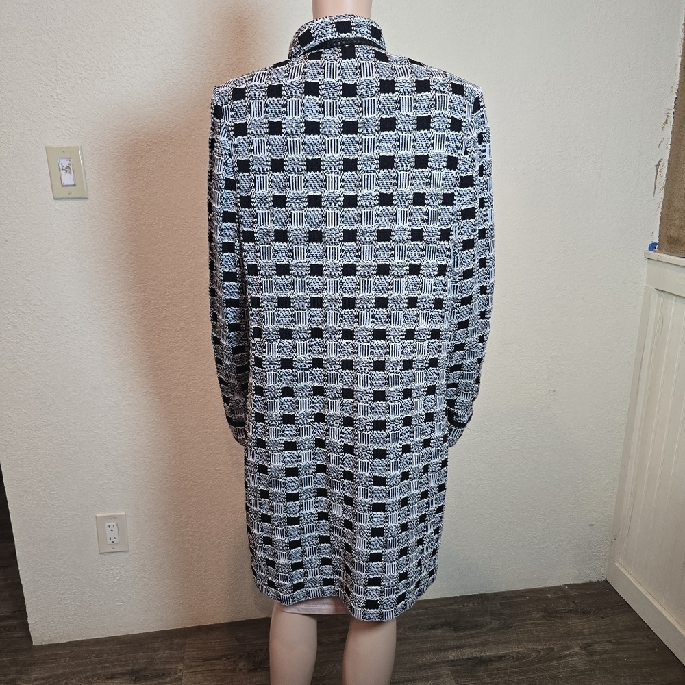 St. John Collection Tweed Black/White Long Jacket Women's 14 Checkered Coat - Picture 16 of 16